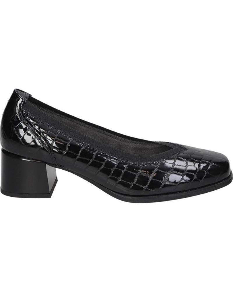 PITILLOS 10820 PRETO: SAPATO DE SALTO BAIXO COM DESIGN EFEITO CROCODILO NEGRO