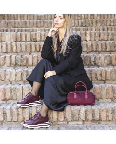 TÊNIS CHIKA10 RE GARDENIA 01 COM PLATAFORMA BORDÔ BURDEOS-BURGUNDY
