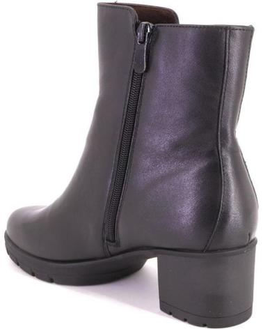 BOTTINE EN CUIR NOIR TREINTAS MODÈLE 4440 NEGRO