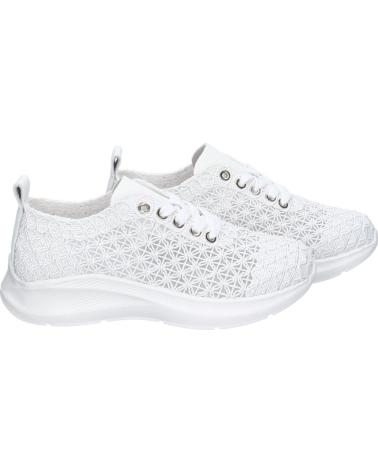 PUNTOSALAO TT FREIZEIT-SNEAKER WEISS MIT LOCHMUSTER-DESIGN VARIOS COLORES