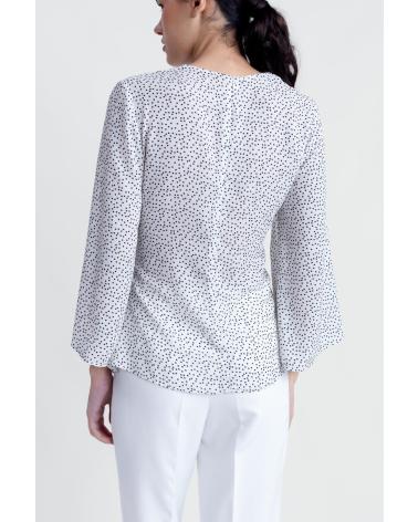 PUNTOSALAO BLUSA CRUDO CON APLIQUE DORADO Y DISEÑO CRUZADO BLANCO