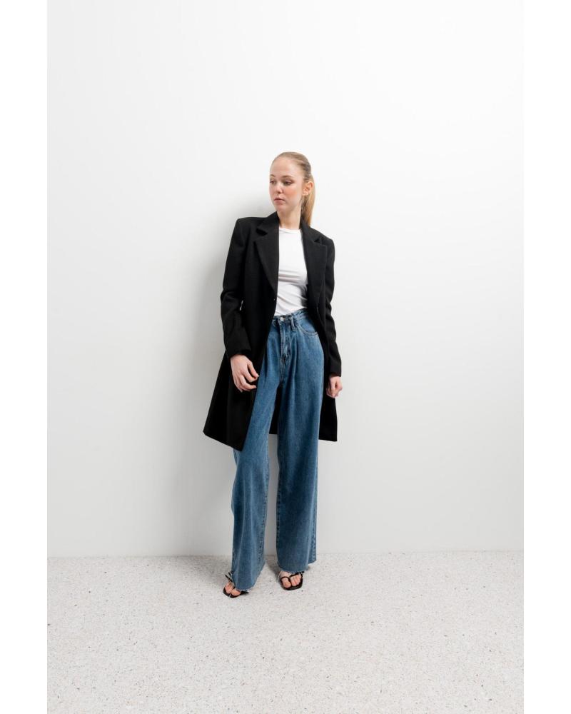 PUNTOSALAO LANGER ZWEIREIHER-MANTEL MIT REVERS SCHWARZ NEGRO