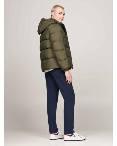 TOMMY HILFIGER PARKAS Y CAZADORAS DE CHICO DM0DM19786 VERDE