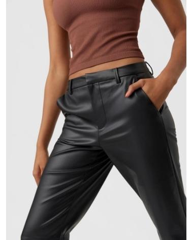 VERO MODA PANTALONES DE CHICA 1027444330 NEGRO