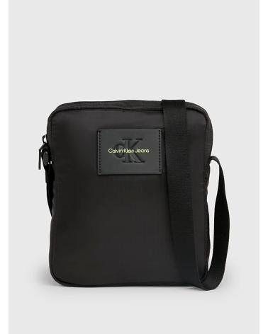 CALVIN KLEIN BOLSO REPORTER CON LOGO NEGRO