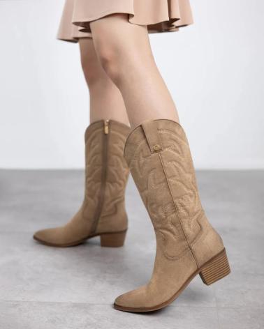BOTA COWBOY XTI 14430803 BEGE COM SALTO BEIGE
