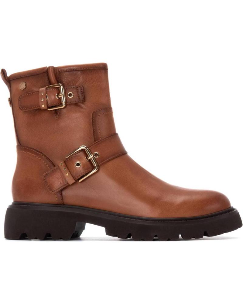 BOTA CARMELA 162591 CAMEL EM COURO COM FIVELAS CAMEL