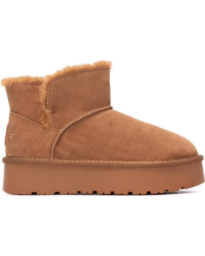 BOTA CURTA CARMELA 162633 CAMEL COM PLATAFORMA CAMEL