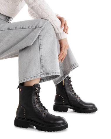 CARMELA 162690 - SCHWARZER MILITÄRSTIEFEL MIT NIETEN UND SCHNÜRSENKELN NEGRO