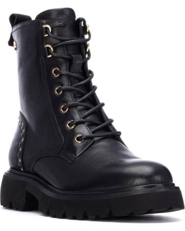 CARMELA 162690 - SCHWARZER MILITÄRSTIEFEL MIT NIETEN UND SCHNÜRSENKELN NEGRO