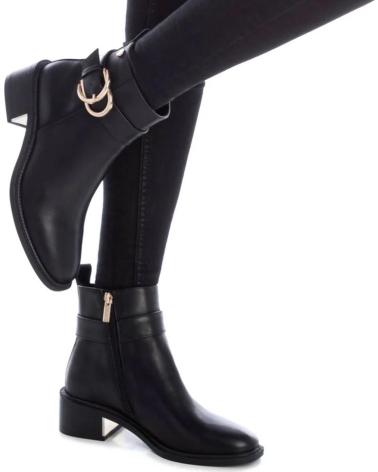 DAMEN STIEFELETTE XTI 143103 SCHWARZ MIT GOLDENER SCHNALLE NEGRO