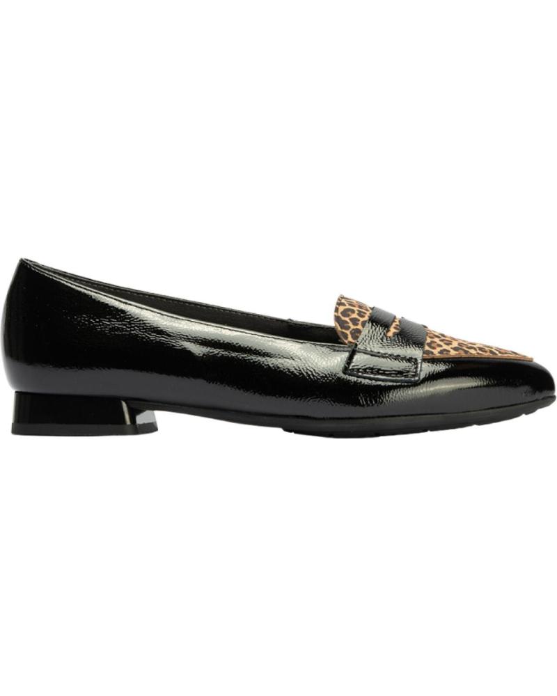 PITILLOS MOCASÍN COMBINADO DE CHAROL NEGRO NEGRO