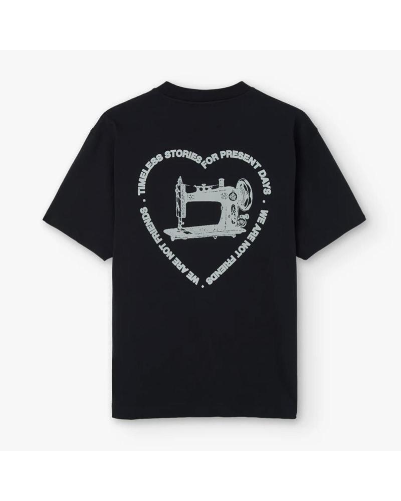 T-SHIRT WE ARE NOT FRIENDS 'SEWING' PRETO CARVÃO NAN