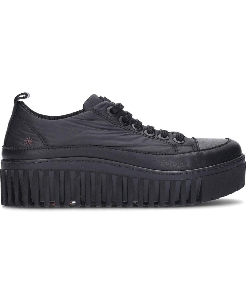 ZAPATILLAS ART BRIGHTON 1518 TOTALBLACK CON PLATAFORMA NEGRO