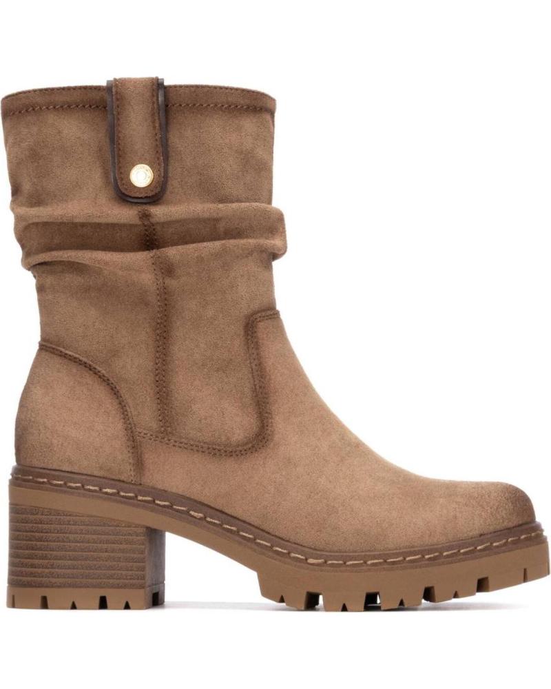 BOTAS REFRESH 173021 BEGE COM SOLA TRATORADA E DETALHE FRANZIDO BEIGE