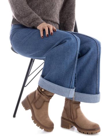 BOTAS REFRESH 173021 BEGE COM SOLA TRATORADA E DETALHE FRANZIDO BEIGE