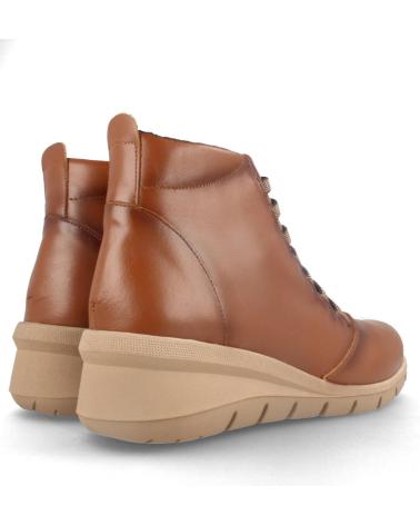 BOTÍN MARILA CAOBA DE PIEL CON PLANTILLA ACOLCHADA EXTRAÍBLE CAOBA