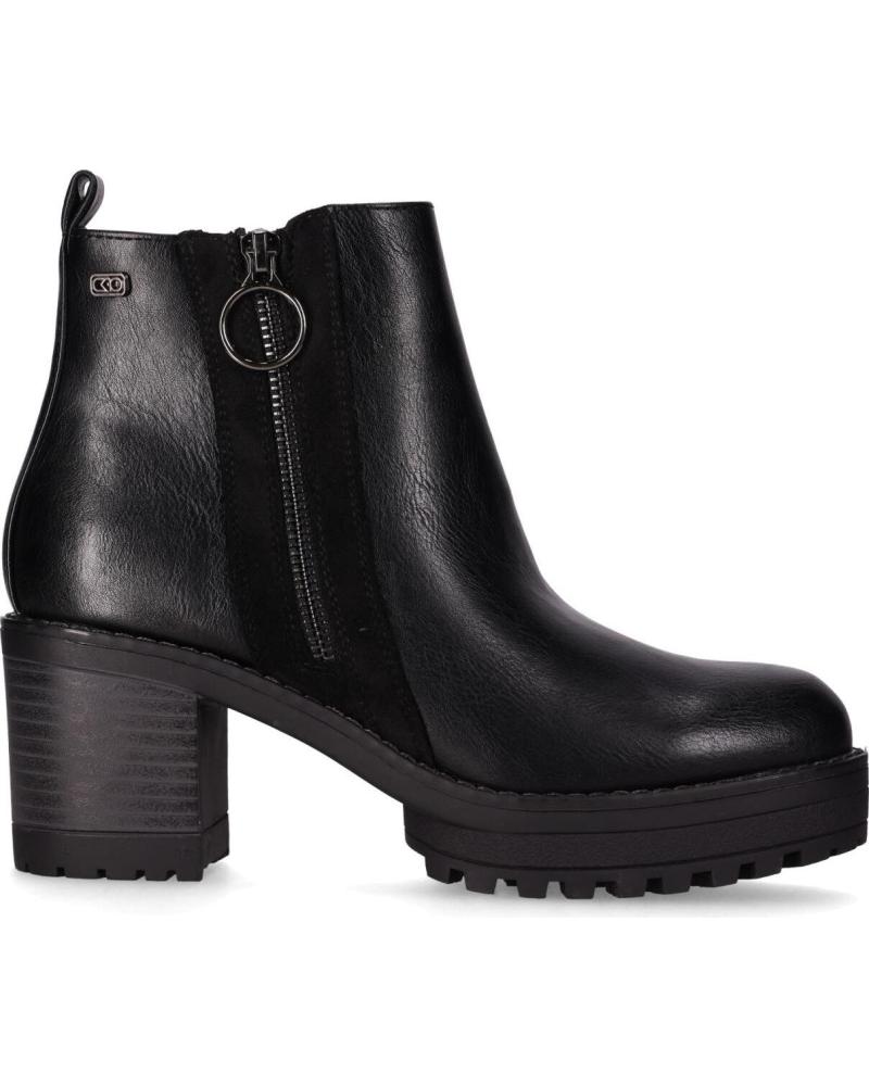 CHIKA10 PILAR 28 NEGRO-BLACK