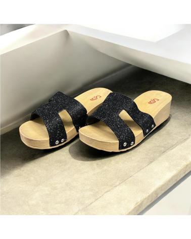CALZADOMANIA PANTOLETTE MIT KEILABSATZ UND SCHWARZEM GLITZER NEGRO