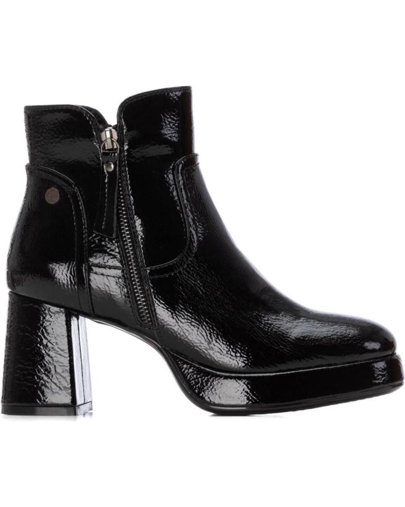 BOTIM XTI 144272 PRETO VERNIZ COM SALTO BLOCO E PLATAFORMA NEGRO