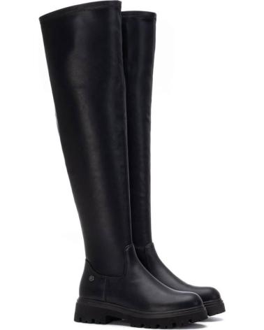 BOTA MOSQUETEIRA XTI 144392 PRETA COM SOLA TRATORADA NEGRO