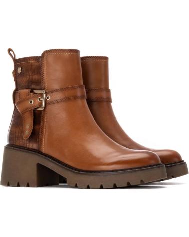 BOTA CARMELA 162565 CAMEL CON HEBILLA CAMEL