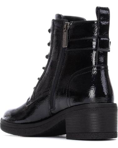 BOTA CARMELA 162577 NEGRA CON CORDONES Y HEBILLA NEGRO