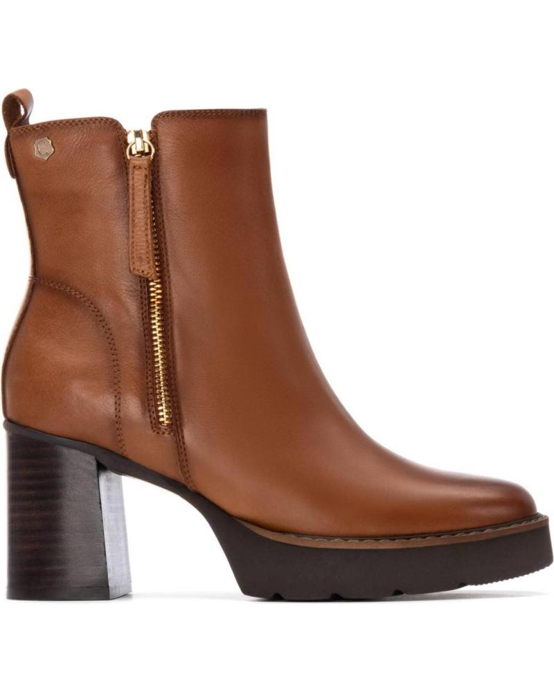 CARMELA 162602 BOTINES CAMEL CON TACÓN BLOQUE Y PLATAFORMA CAMEL