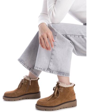 BOTÍN DE SERRAJE CARMELA 162670 CON FORRO DE BORREGUILLO Y SUELA TRACK CAMEL CAMEL