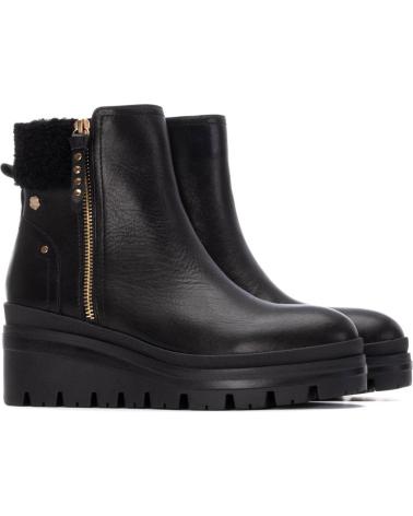 BOTINES CARMELA 162712 NEGRO CON CREMALLERA Y PLATAFORMA NEGRO