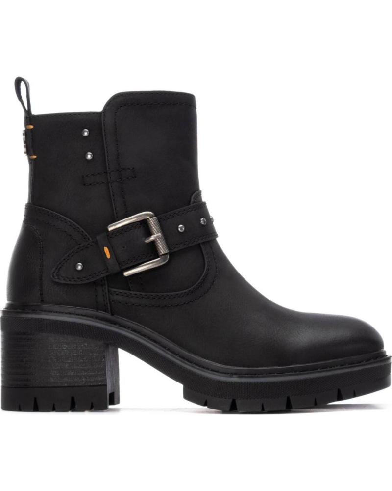 REFRESH 172910 BLACK ANKLE BOOT WITH BUCKLE AND STUDS NEGRO