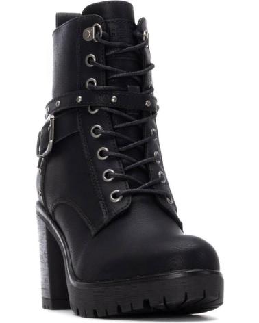 REFRESH STIEFEL 172916 SCHWARZ MIT PLATEAU UND SCHNÜRUNG NEGRO