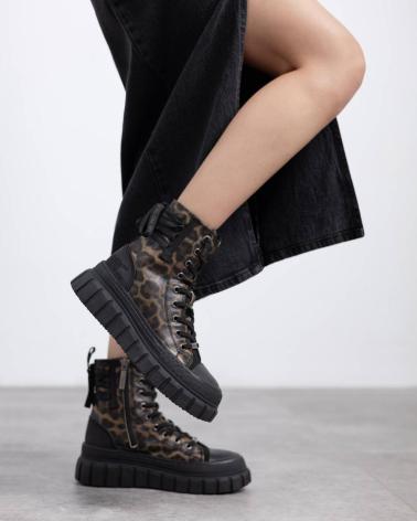 BOTAS REFRESH 173077 CAMEL COM ESTAMPADO ANIMAL E PLATAFORMA CAMEL