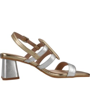 DIBIA SANDALIAS DIBIA 14507D CON TACÓN BLOQUE Y DETALLE GEOMÉTRICO PLATA