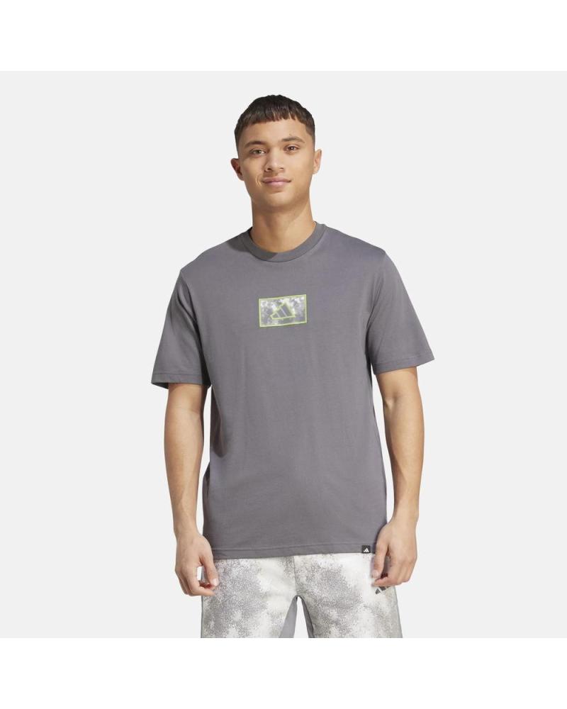 T-SHIRT ADIDAS A MANICHE CORTE GRIGIA CON GRAFICA CENTRALE NAN