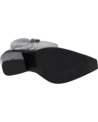 CHIKA10 NAZARET 02 NEGRO-BLACK