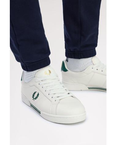 FRED PERRY B722 LEATHER B6311 PORZELLAN WEISS MIT GRÜNEN DETAILS WHITE