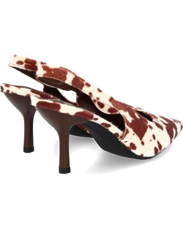 PUNTOSALAO PUMPS MIT DÜNNEM ABSATZ UND ANIMAL-PRINT VARIOS COLORES