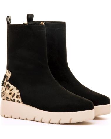 BOTÍN DE PLATAFORMA MARIA MARE 63700 NEGRO CON ESTAMPADO ANIMAL NEGRO