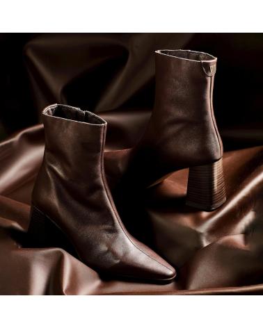 STIVALETTO CON TACCO MTNG 55474 IN ECOPELLE MARRONE MARRóN