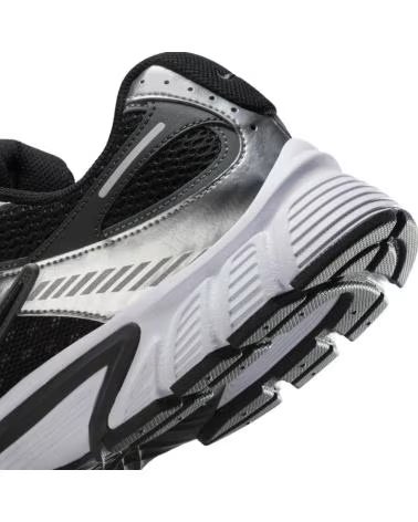 NIKE V5 RNR | MODERNE URBANE LAUFSCHUHE VARIOS COLORES