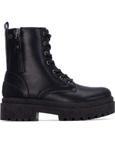 XTI 130459 SCHWARZE MILITÄRSTIEFEL MIT PROFILSOHLE UND SCHNÜRUNG NEGRO