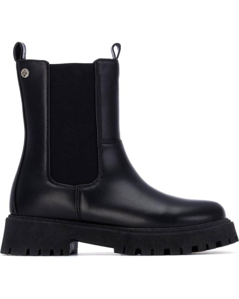 XTI 130541 SCHWARZE CHELSEA BOOTS MIT PROFILSOHLE UND REISSVERSCHLUSS NEGRO