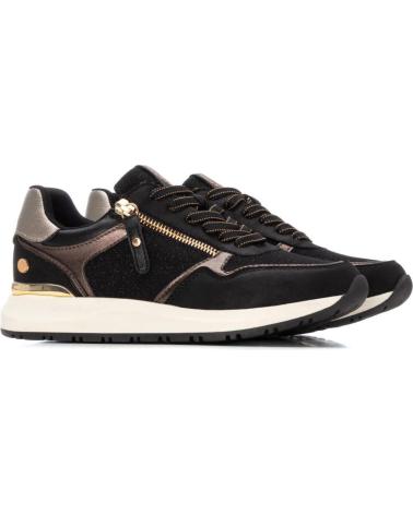 BASKETS XTI 144219 NOIRES AVEC DÉTAIL DORÉ ET FERMETURE ÉCLAIR NEGRO