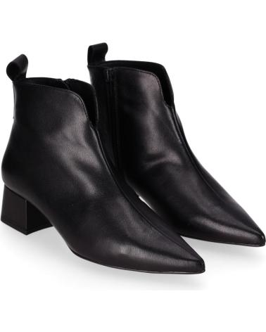 CHIKA10 ST RASMAN 01 NEGRO-BLACK