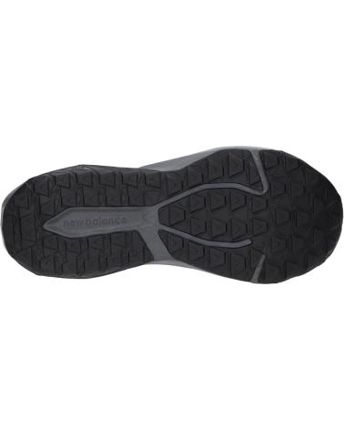 ZAPATILLAS TRAIL RUNNING NEW BALANCE MTNTRCT6 MTNTRV6 FLAT TAUPE FLAT TAUPE