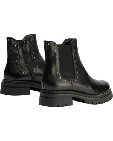 STIVALETTO CHELSEA PITILLOS IN NAPPA NERA CON BORCHIE NEGRO