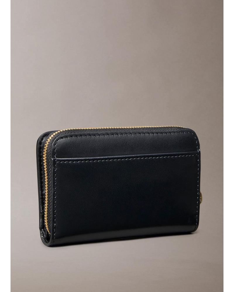 CALVIN KLEIN CK PULLER MEDIUM FLAP ZIP AROUND WALLET BLACK NEGRO