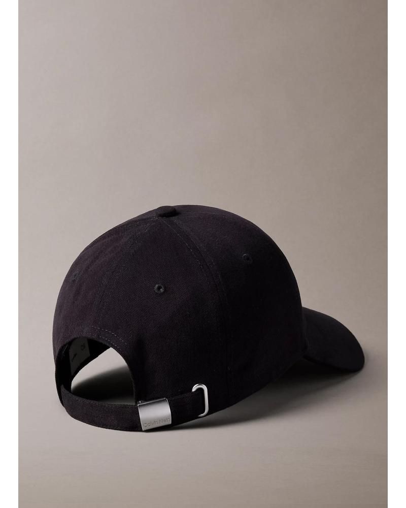 CALVIN KLEIN GORRA LARGE LAYERED MONOLOGO CAP NEGRA NEGRO