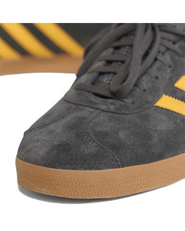 ADIDAS GAZELLE MANCHESTER UNITED JR1410 UTILITY BLACK / PRELOVED YELLOW GREY
